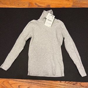 Zara Girls Ribbed Turtleneck - Size 8